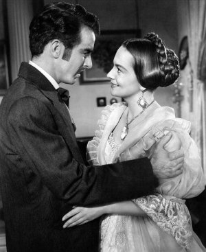 THE-HEIRESS-1949-with-Montgomery-Clift-and-Olivia-de-Havilland..jpg