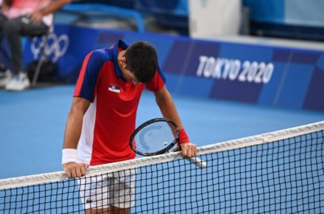 Djokovic-sconfitta-Tokyo-696x460.jpg